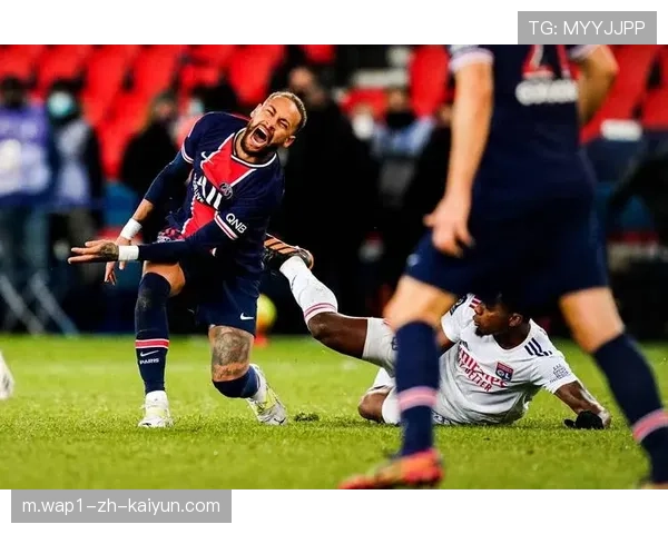 帕纳辛纳科斯中场伤缺连锁反应，防守转换环节暴露结构性漏洞