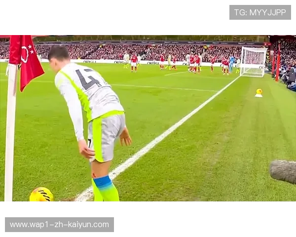 曼城主场失分暴露无锋阵短板 诺丁汉森林定位球防守坚韧